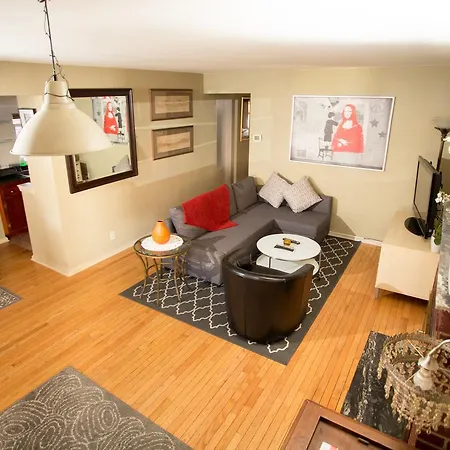 Apartment Large 2 Bedroom Close To Manhattan New York