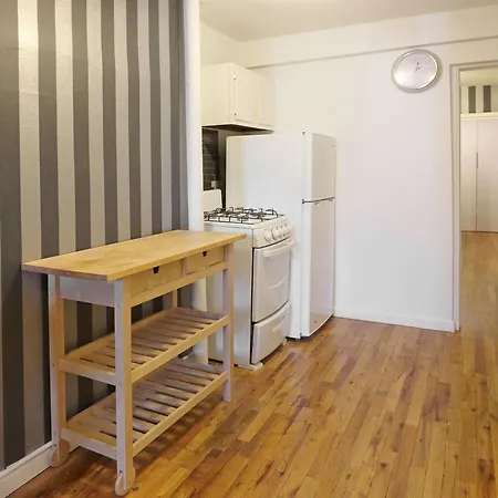 Mulberry Street Apt 12 Apartment