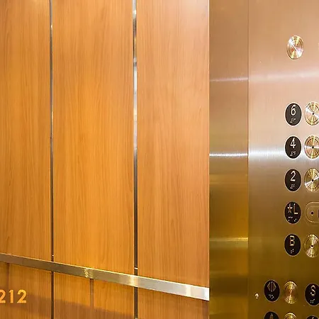 Grant Street Apt 2g