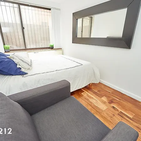 Grant Street Apt 2g