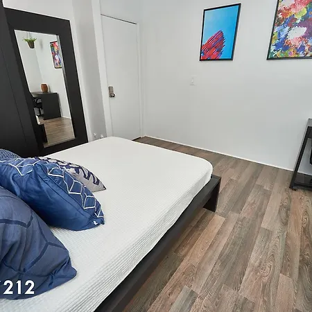 Spring Street Apt 1f * New York