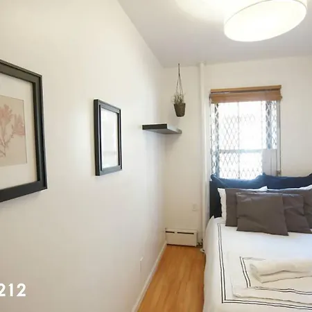 Elizabeth Street & East Houston Street Apt 12 *