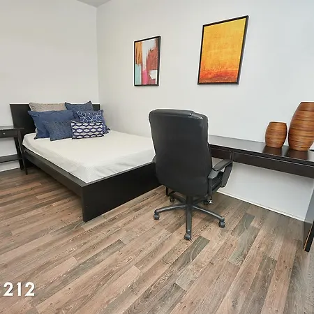 Spring Street Apt 1f * New York
