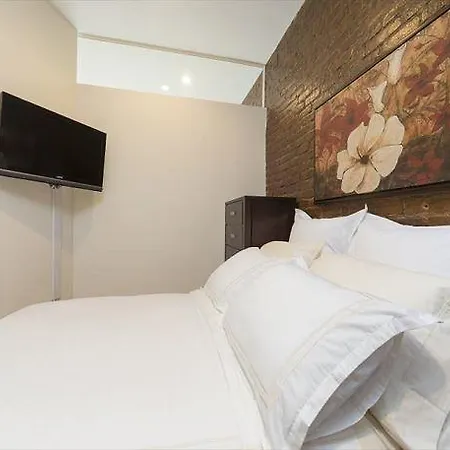 Mott Street Apt 2d New York