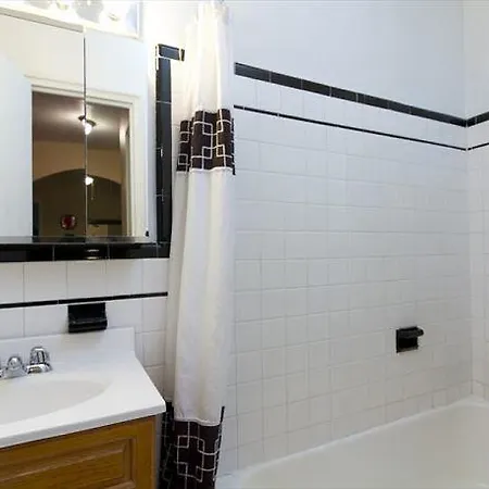 Apartment East 51st Street Apt 4g