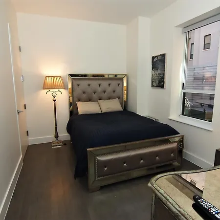 Times Sq Luxury 3br Dplx Apartment New York