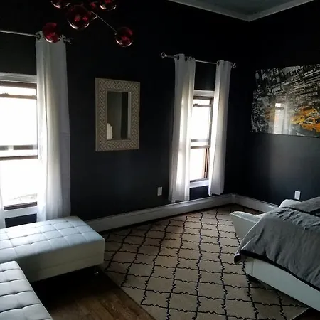 7 Bedrooms I Love You Holiday home New York
