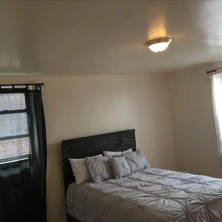 Apartment Sunny And Spacious *