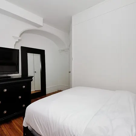 2 Bedroom Murray Hill
