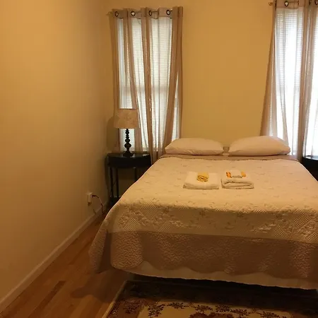 Apartment Seaman Nyc Vacation New York