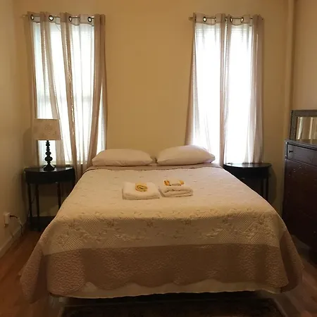 Seaman Nyc Vacation Apartment