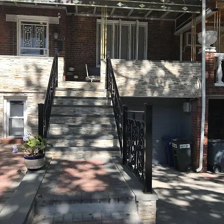 Lovely Garden Apt. Nyc Apartment *