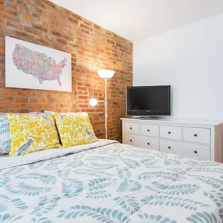 Big 3bdr Apt Times Square Port Authority Apartment New York