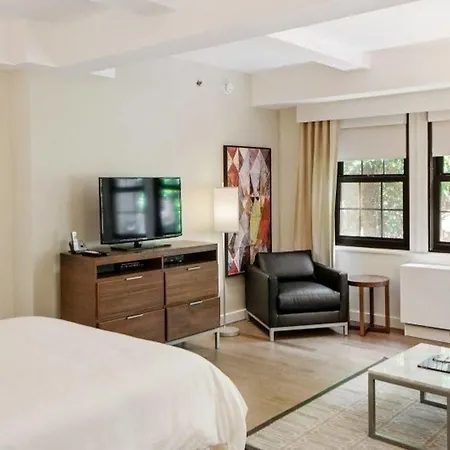 Beekman Tower Aparthotel 3*