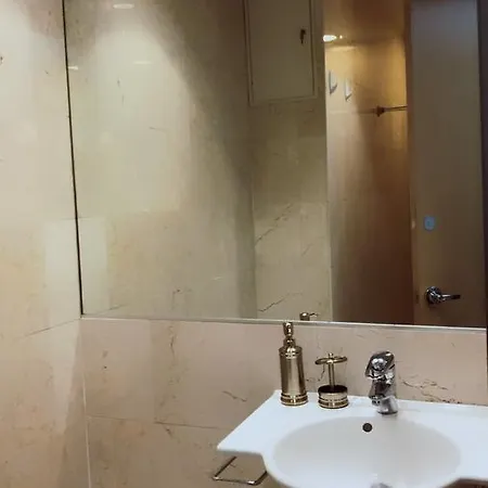Midtown East 2 Bed