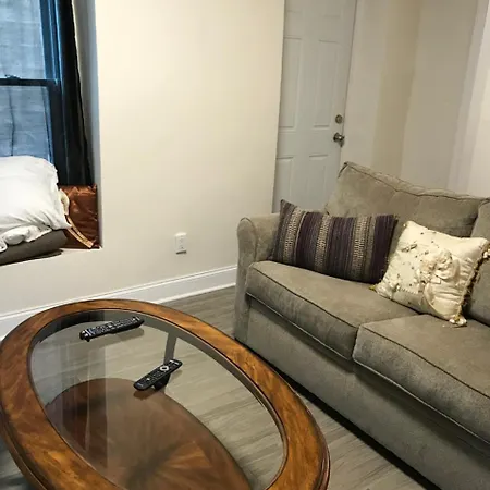 Seaman Nyc Vacation Apartment