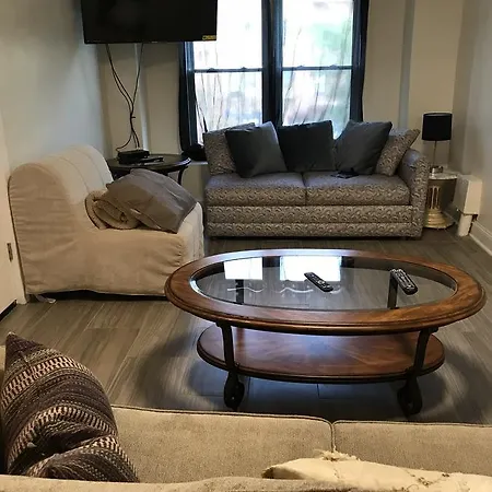 Seaman Nyc Vacation Apartment