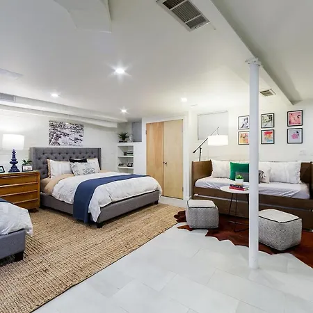 Stayloom's Breathtaking Brooklyn | Near C/g Apartment