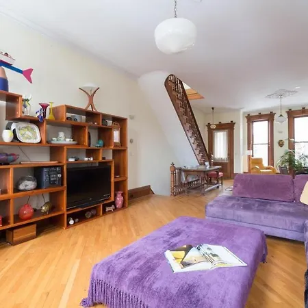 Apartment 6th Street Townhouse
