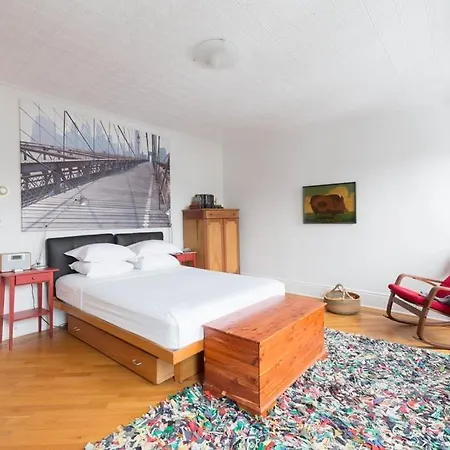 6th Street Townhouse New York