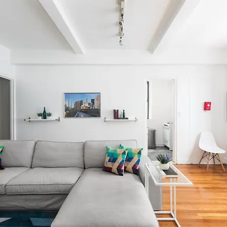 Midtown Guest house 3*