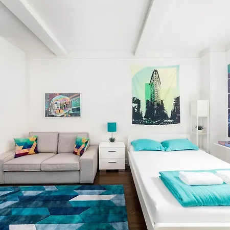 Guest house Midtown New York