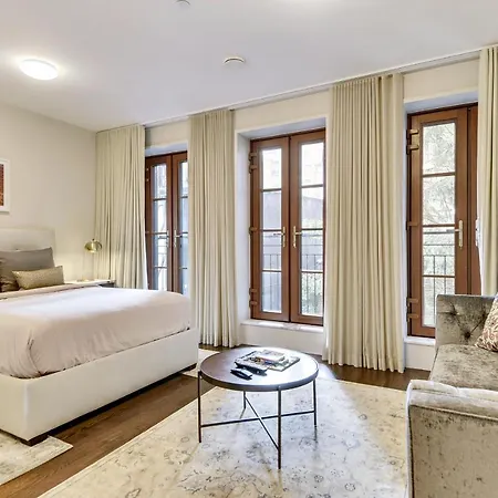 Apartment Gramercy Townhouse