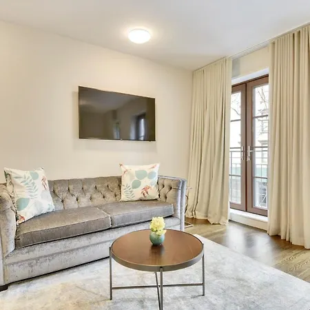 Apartment Gramercy Townhouse *