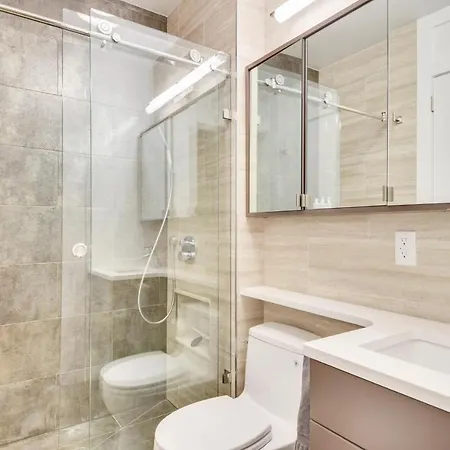 Gramercy Townhouse Apartment