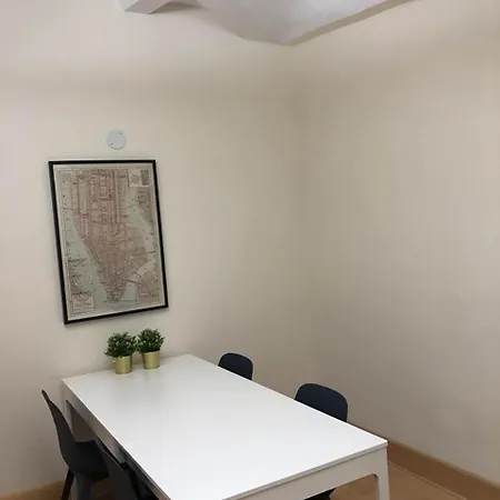 Midtown East For Woman Hostel New York