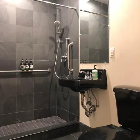 Midtown East For Woman Hostel New York