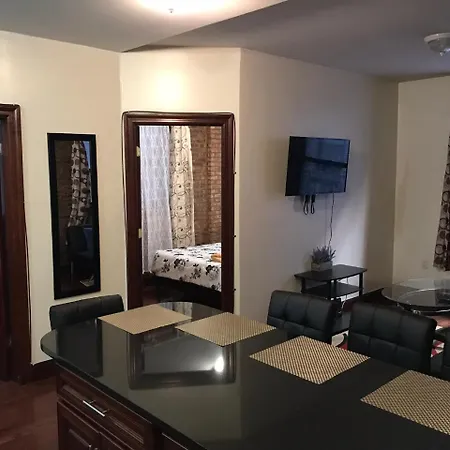 Stylish 2br In Uws Apartment *