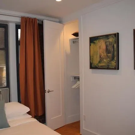Sleeps 8 Air Con Wifi Apartment *