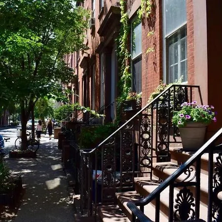 Sleeps 8 Air Con Wifi * New York