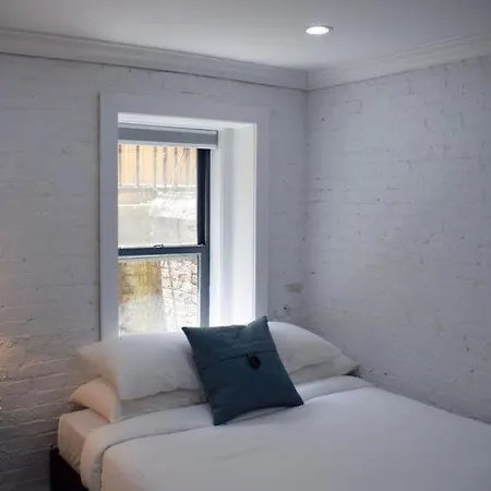 Sleeps 8 Air Con Wifi *