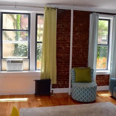 Sleeps 8 Air Con Wifi *