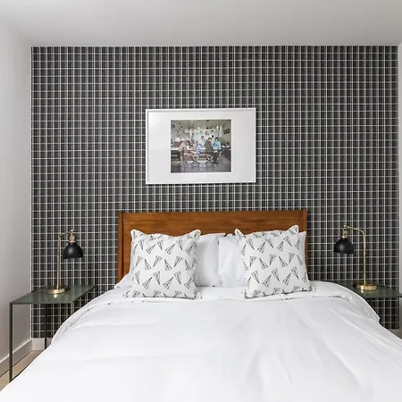 Premier Suites At Wall Street By Sonder Aparthotel *