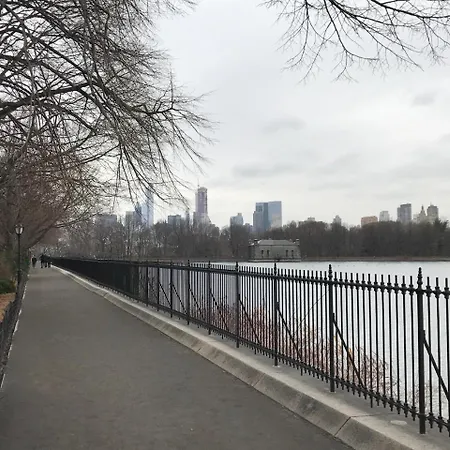 Manhattan By C.park Guest house