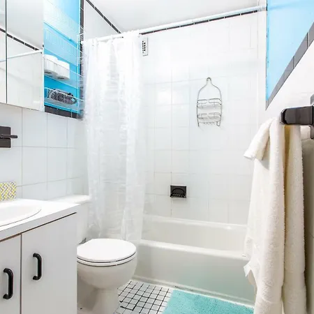 Midtown East Deluxe 2 Bedroom
