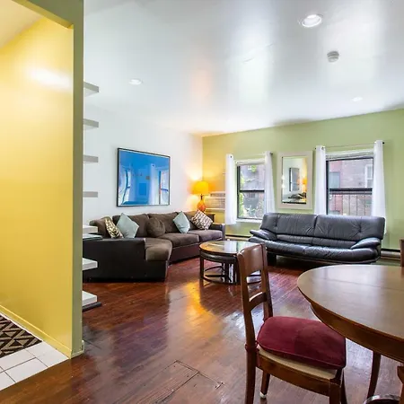 Apartment Midtown East Deluxe 2 Bedroom