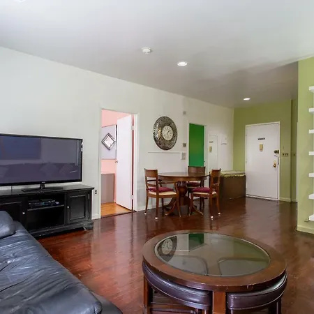 Midtown East Deluxe 2 Bedroom New York