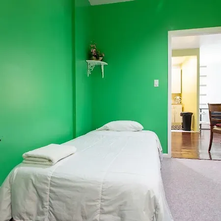 Midtown East Deluxe 2 Bedroom *