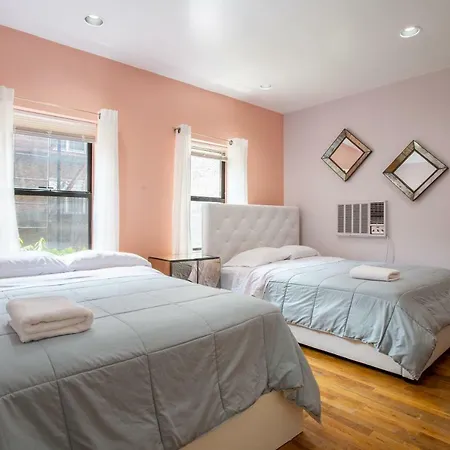 Midtown East Deluxe 2 Bedroom Apartment