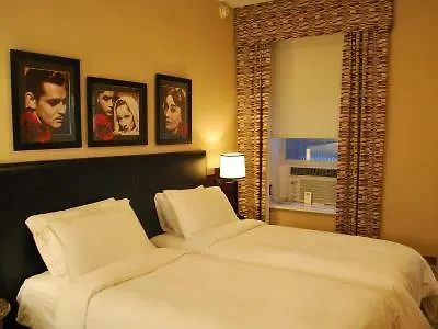 Hotel Washington Square 4*