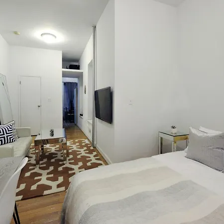 Apartment Gramercy Park Modern One Bedroom For 2 People New York