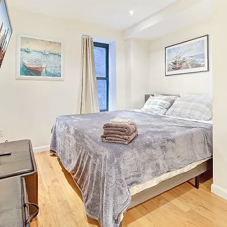 Luxury 5bed/2bath On Central Park West! Apartment *