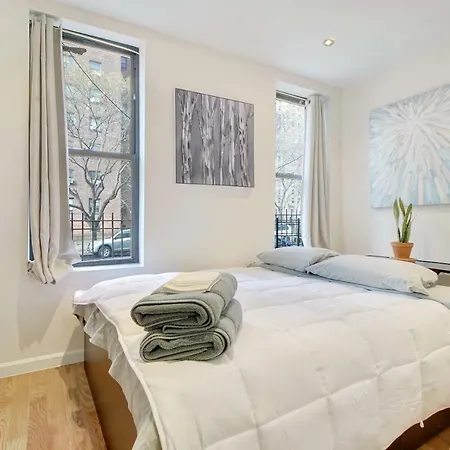 Luxury 5bed/2bath On Central Park West! Apartment *