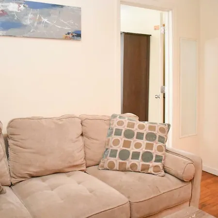 2nd Avenue 2 Apartment New York