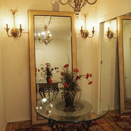 Elegant, Romantic Condo-best Area Of Manhattan Apartment *