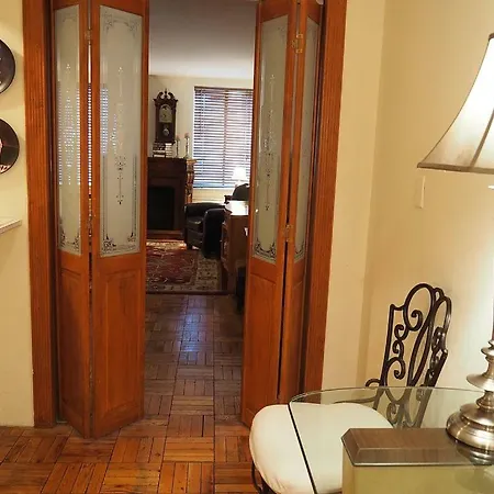 Elegant, Romantic Condo-best Area Of Manhattan * New York